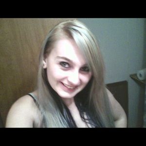 Meet your Posher, Laci